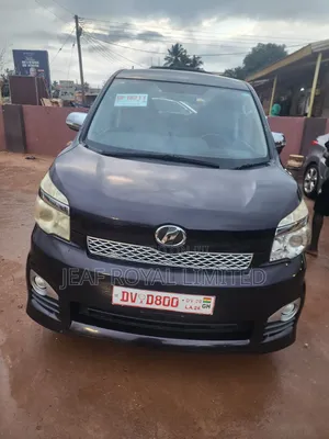 Toyota Voxy X 2WD 8-Seater 2012 Black
