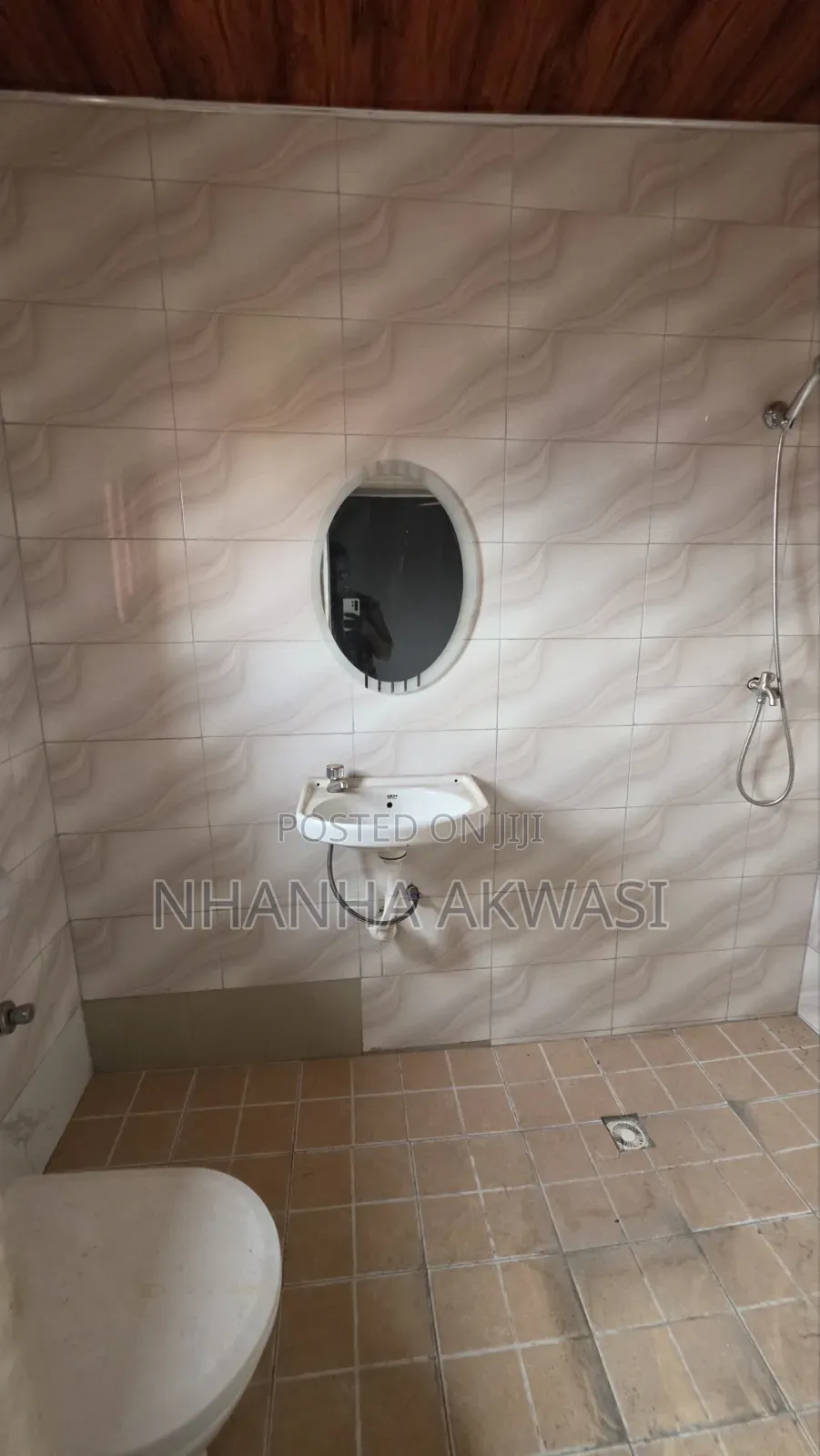 2bdrm Apartment in Klagon Police, Sakumono for rent