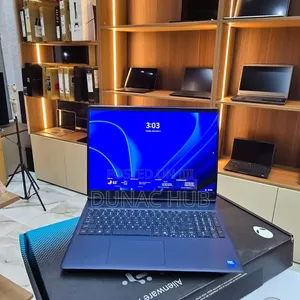 New Laptop Alienware 16 Aurora 16GB Intel Core 7 SSD 1T