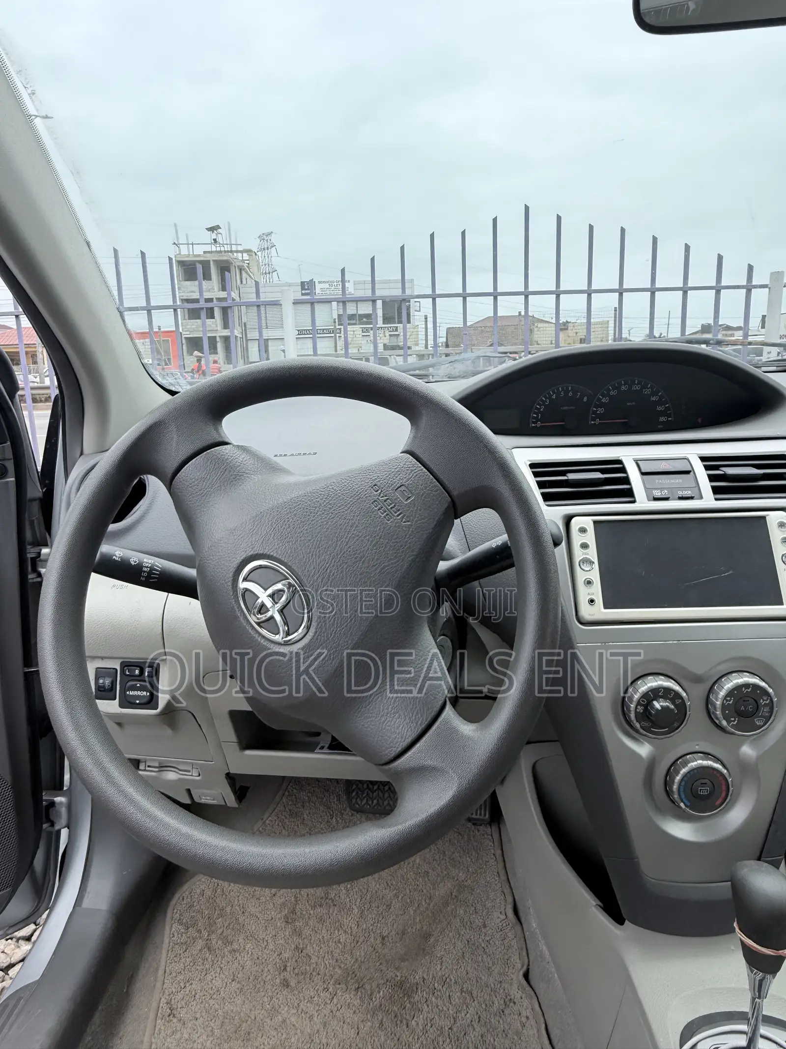 Toyota Belta 2012 Silver