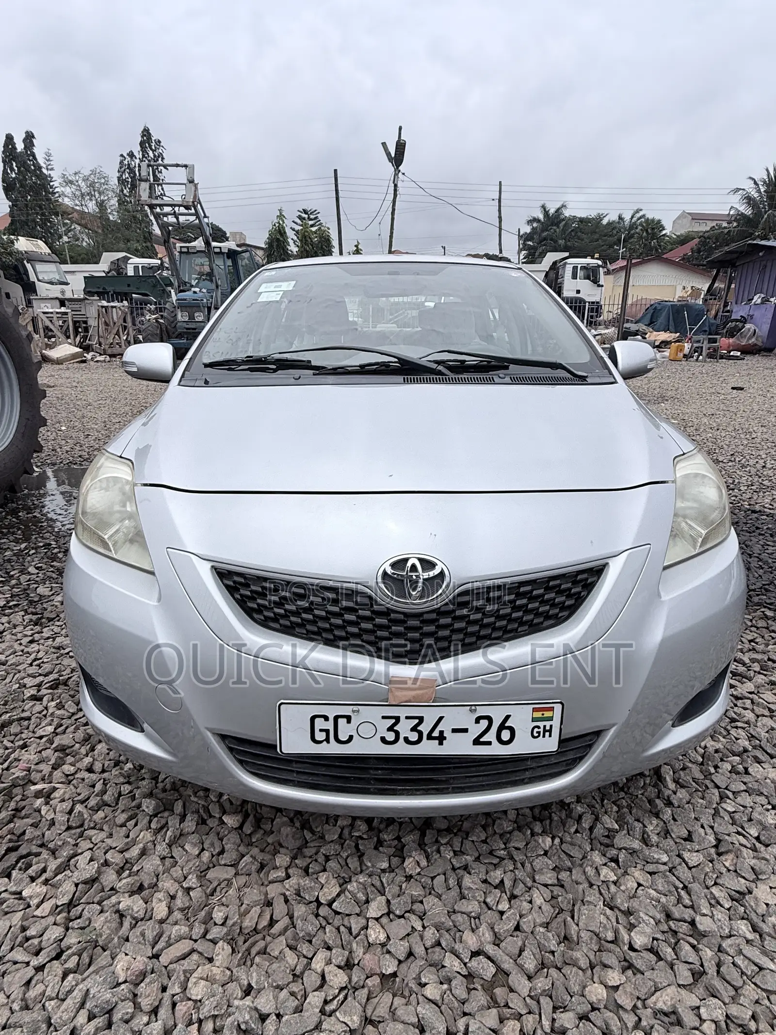 Toyota Belta 2012 Silver