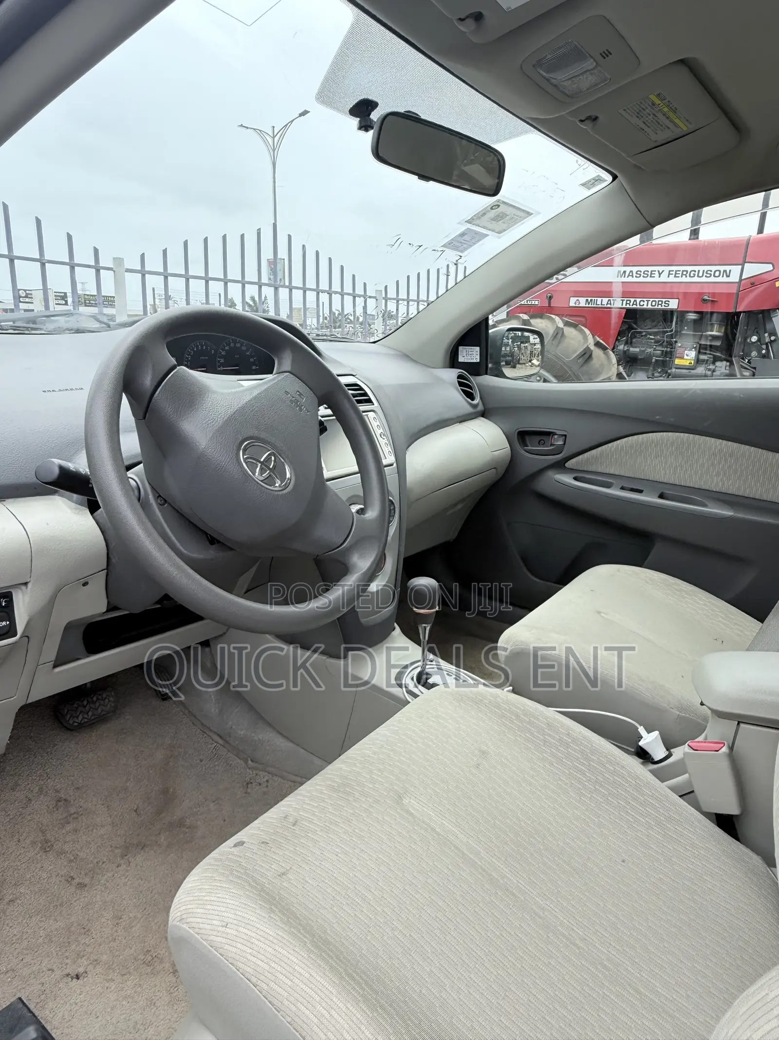 Toyota Belta 2012 Silver