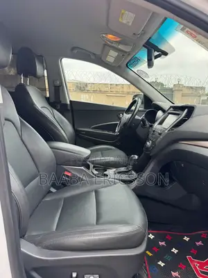 Hyundai Santa Fe 2018 White