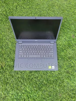 Laptop Dell Latitude 3410 16GB Intel Core i7 SSD 256GB