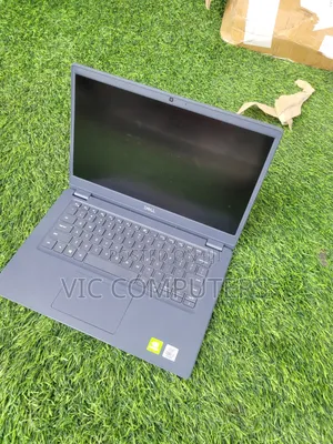 Laptop Dell Latitude 3410 16GB Intel Core i7 SSD 256GB