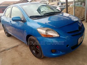 Toyota Yaris 2008 Blue