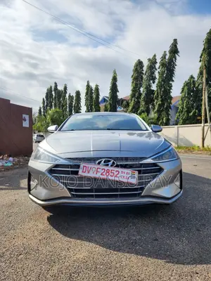 Hyundai Elantra SE 2020 Silver