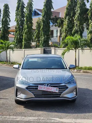 Hyundai Elantra SE 2020 Silver