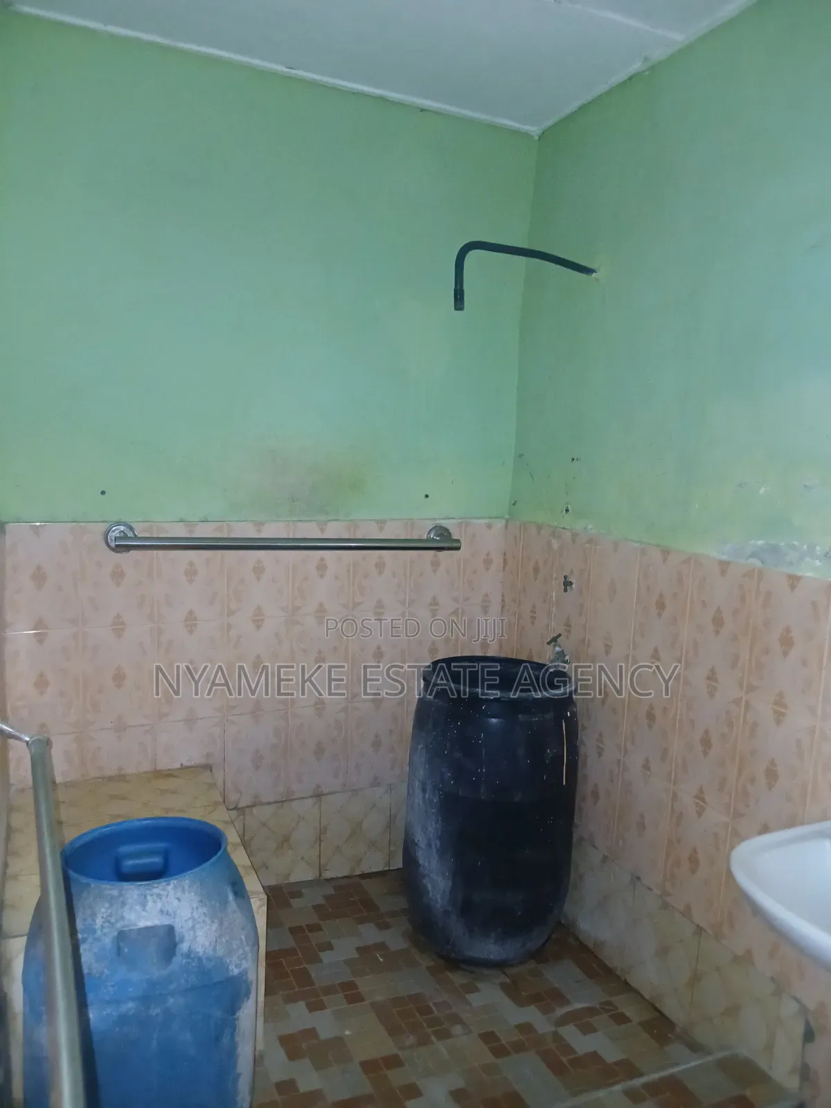 1bdrm Farm House in Karikari, Exhibition for rent