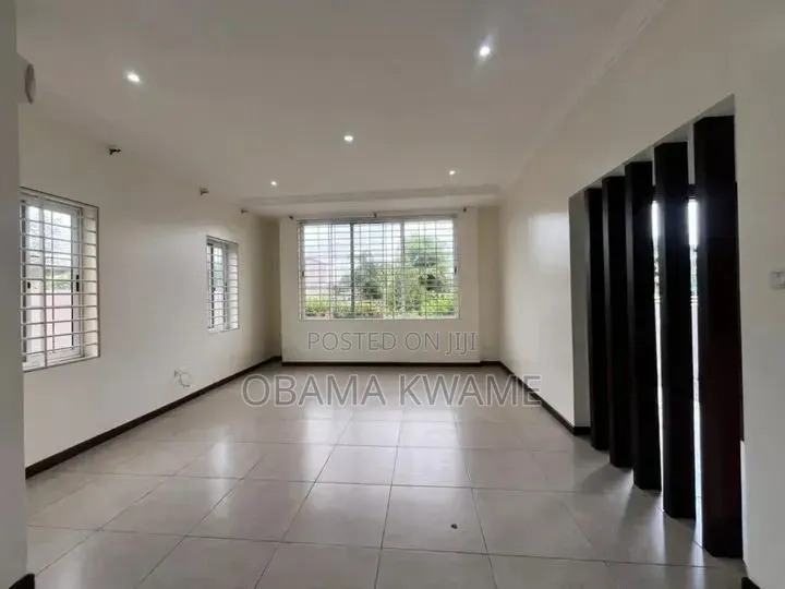 4bdrm House in Laryea Homes, A&C Mall Area for rent