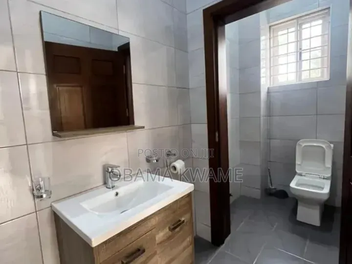 4bdrm House in Laryea Homes, A&C Mall Area for rent