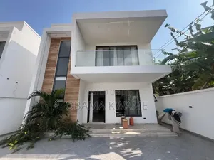 4bdrm House in Laryea Homes, A&C Mall Area for rent