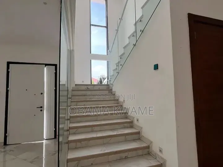 4bdrm House in Laryea Homes, A&C Mall Area for rent