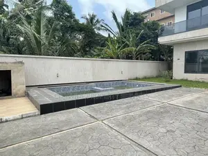 4bdrm House in Abelemkpe, Methodist Church Area for sale