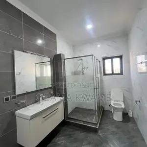 4bdrm House in Laryea Homes, Boundary Road Area for rent