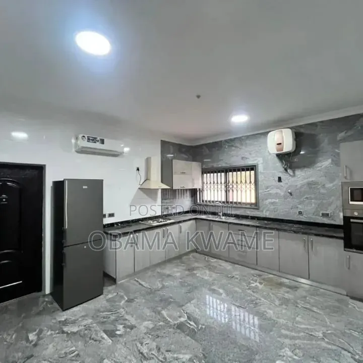 4bdrm House in Laryea Homes, Boundary Road Area for rent