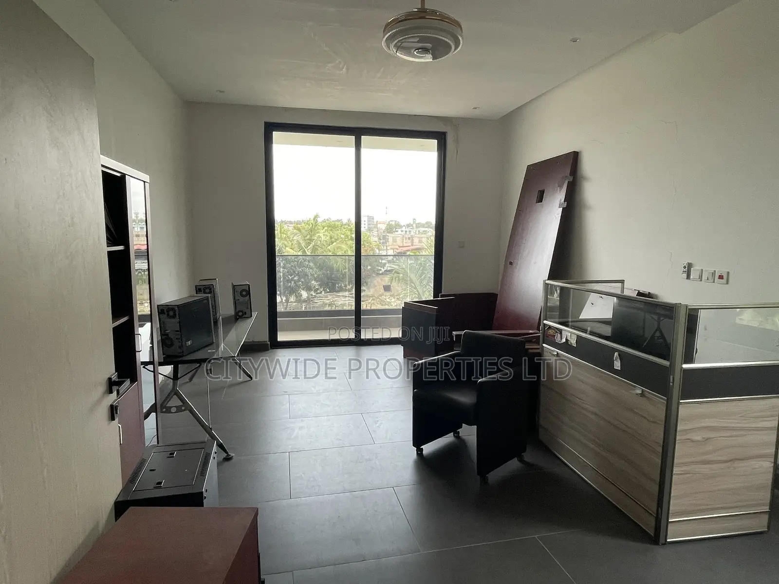 4bdrm House in Abelemkpe, Methodist Church Area for sale