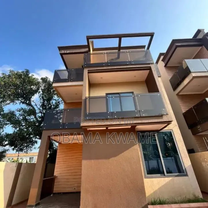 4bdrm House in Laryea Homes, Boundary Road Area for rent