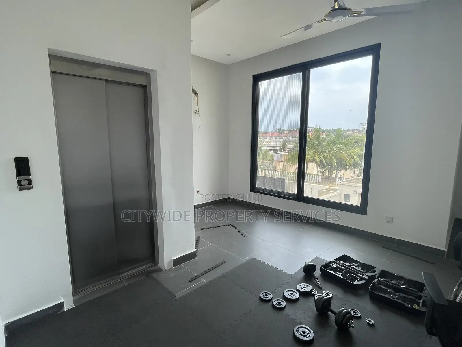 4bdrm House in Abelemkpe, Methodist Church Area for sale