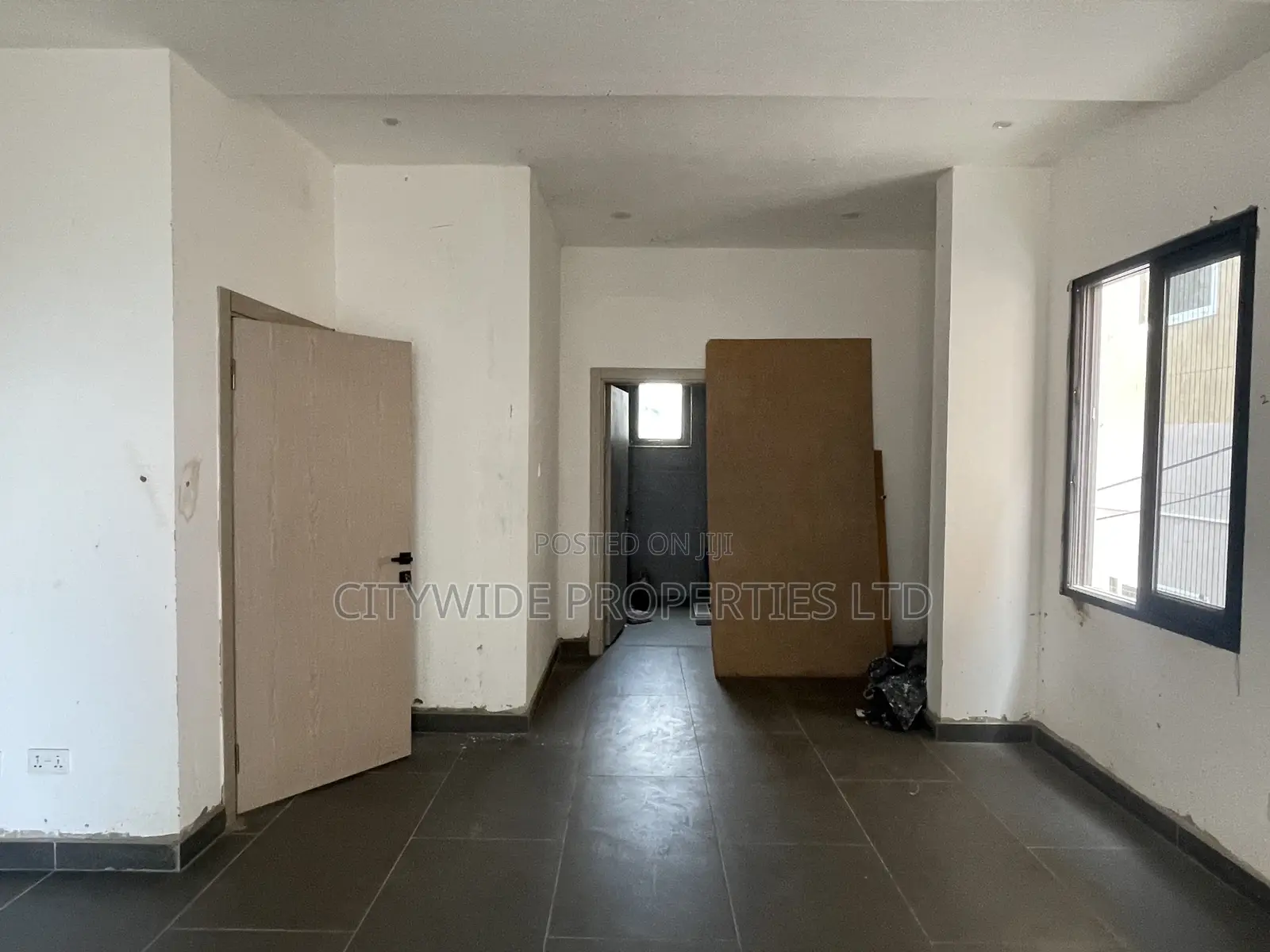 4bdrm House in Abelemkpe, Methodist Church Area for sale