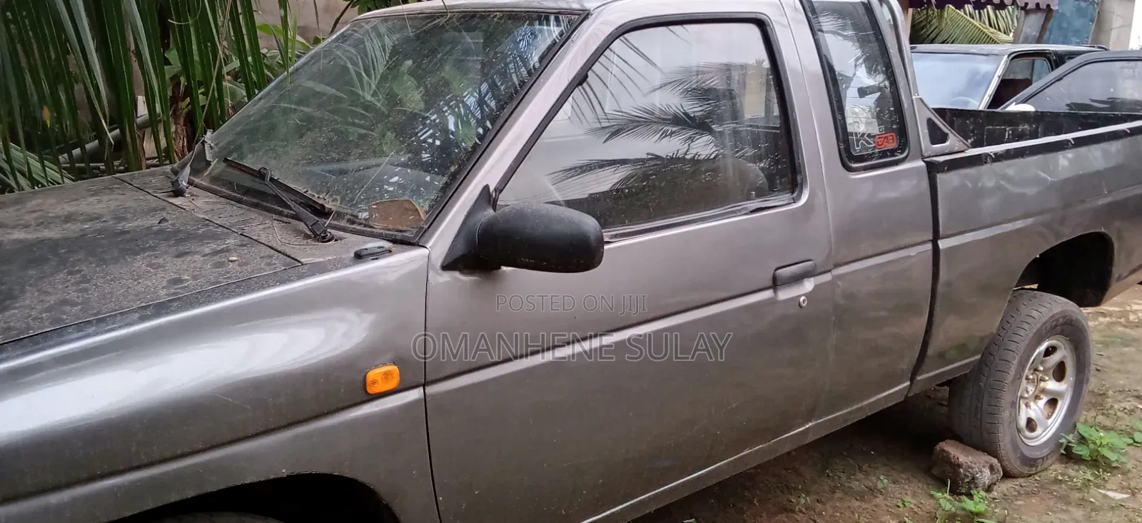 Nissan Hardbody 2012