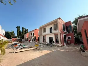 2bdrm Townhouse / Terrace in Laryea Homes, School Junction for rent