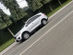 Kia Sorento 4dr SUV 2016 Silver