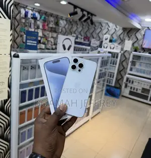 Apple iPhone 15 Pro Max 256 GB White