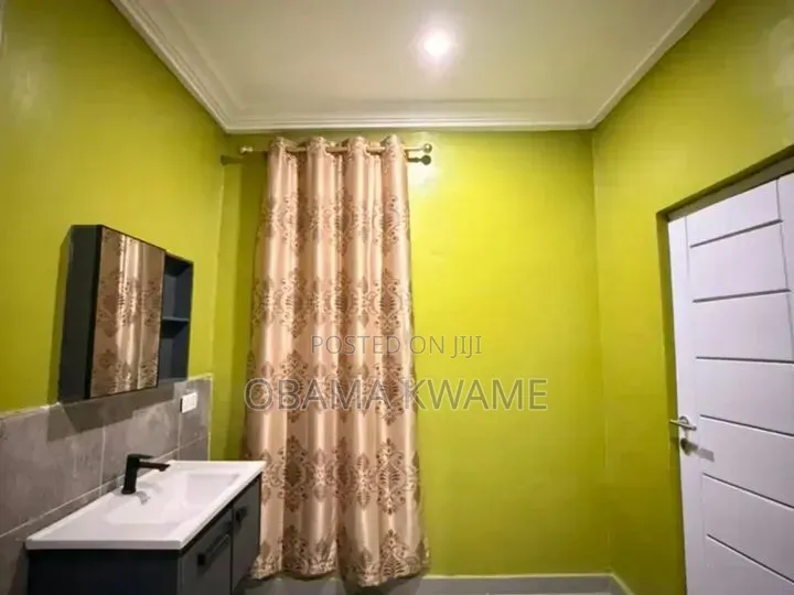 2bdrm Apartment in Laryea Homes, Lake Side Estate for rent