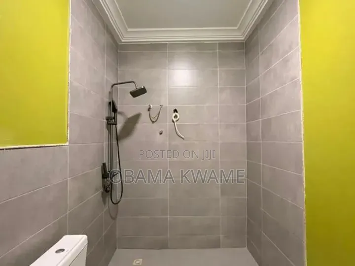 2bdrm Apartment in Laryea Homes, Lake Side Estate for rent