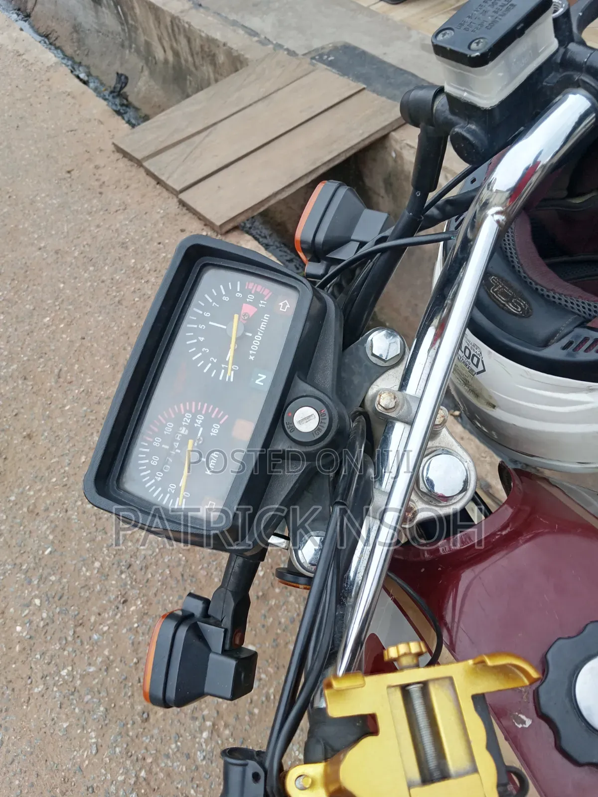 Motorcycle 2022 Brown
