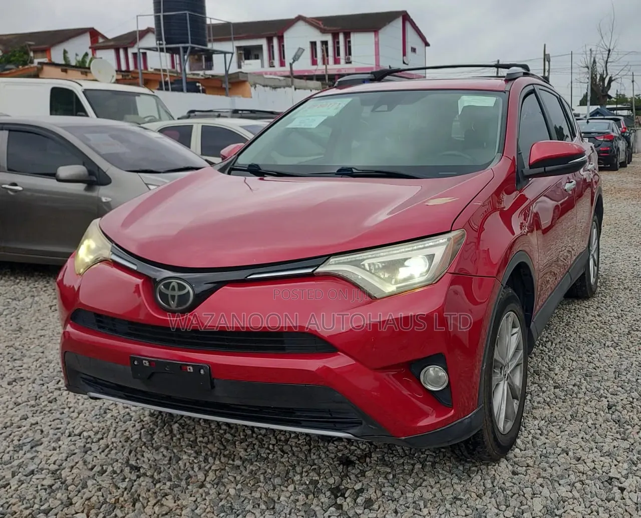 Toyota RAV4 XLE AWD (2.5L 4cyl 6A) 2017 Red