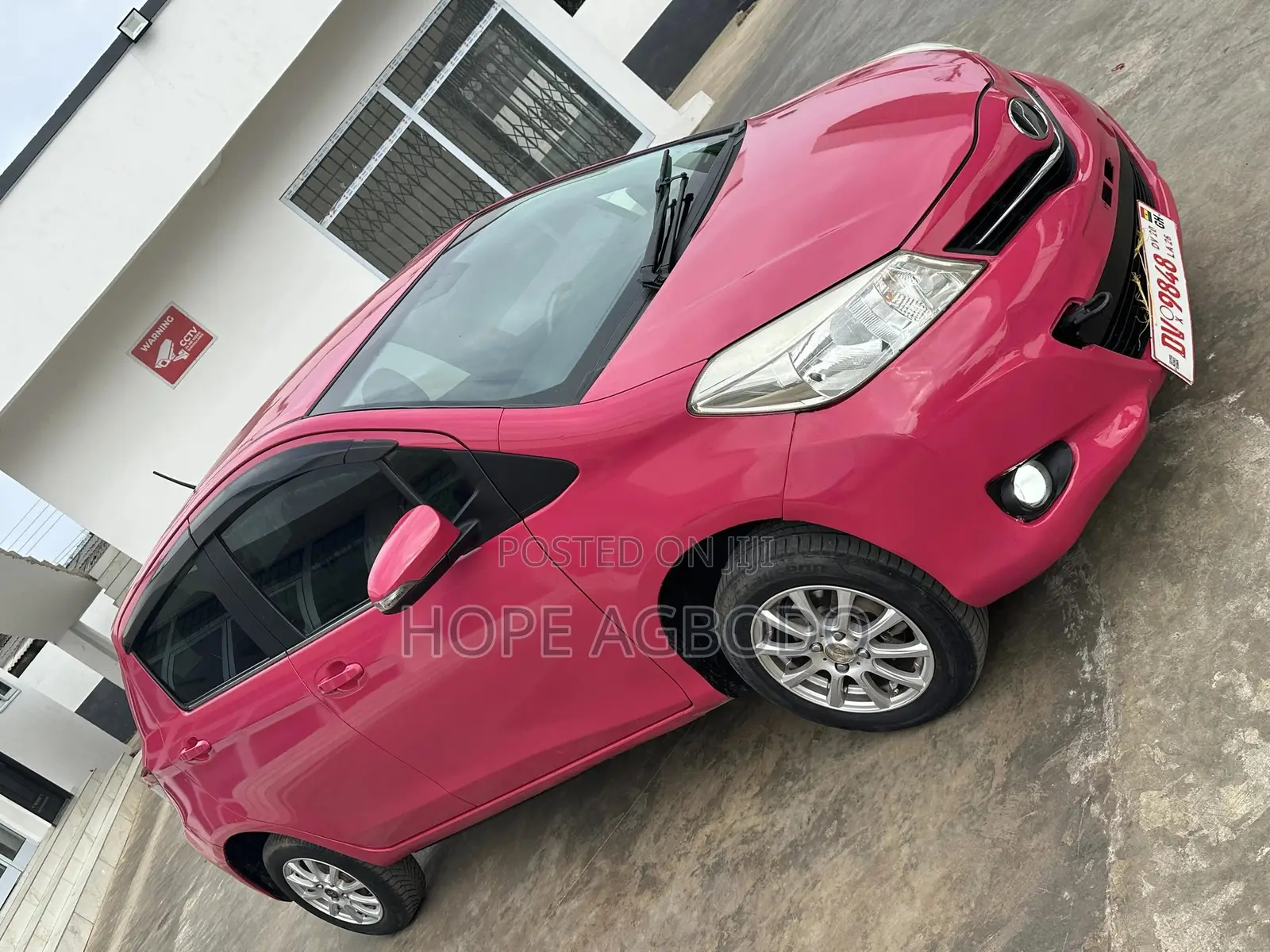 Toyota Vitz 1.3 AWD 5dr 2013
