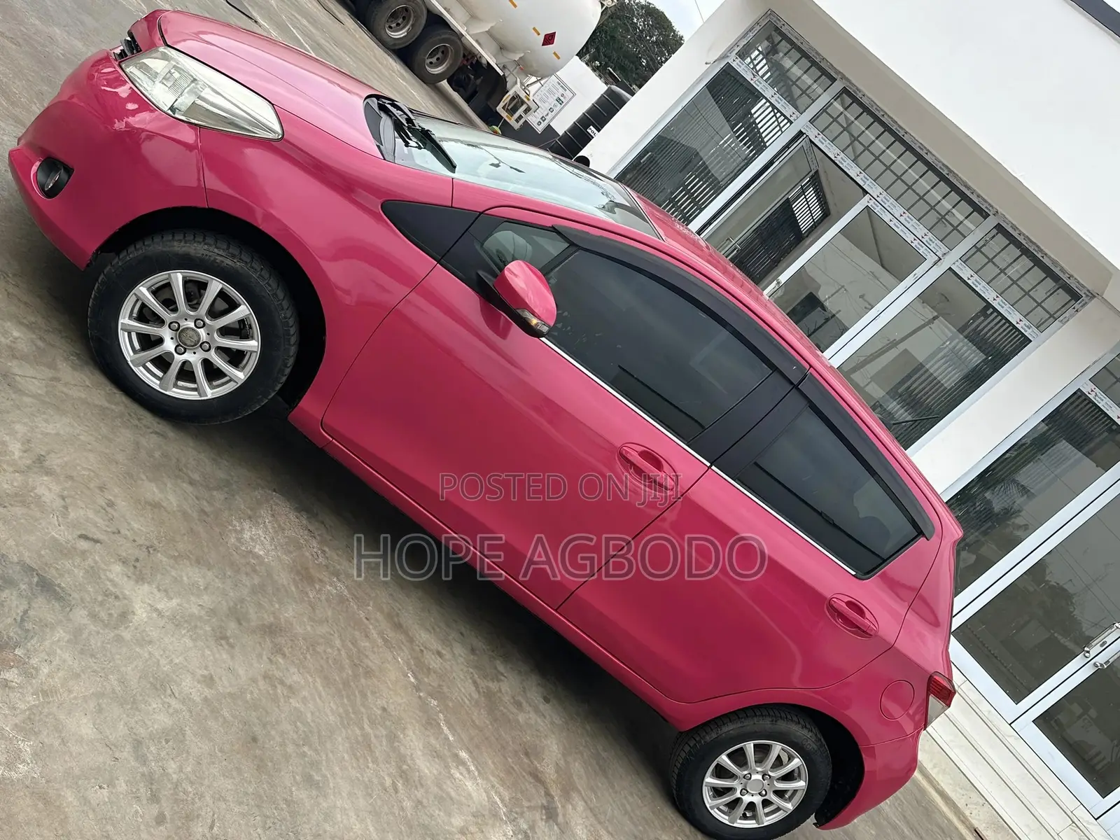 Toyota Vitz 1.3 AWD 5dr 2013