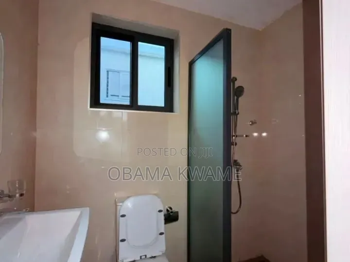 3bdrm House in Laryea Homes, School Junction for rent