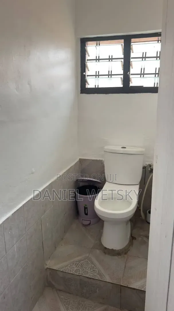 2bdrm Apartment in Kwashieman, Prince of Peace Area for rent