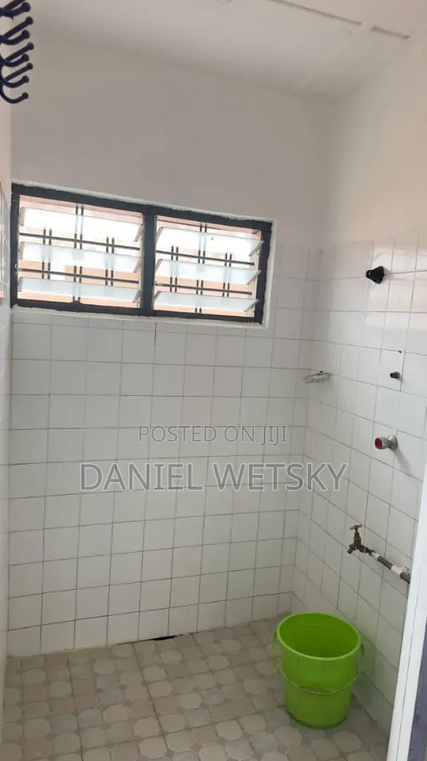 2bdrm Apartment in Kwashieman, Prince of Peace Area for rent