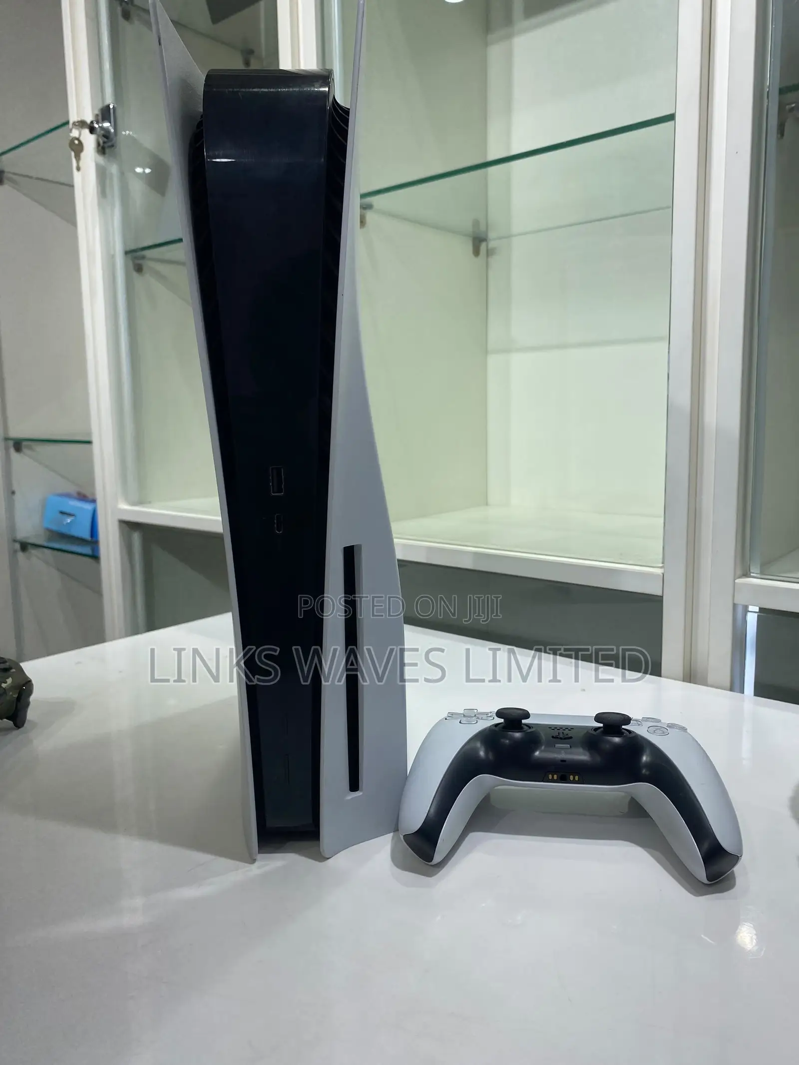 Ps5 Standard With 3 Games
