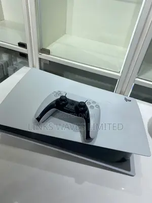 Ps5 Standard With 3 Games