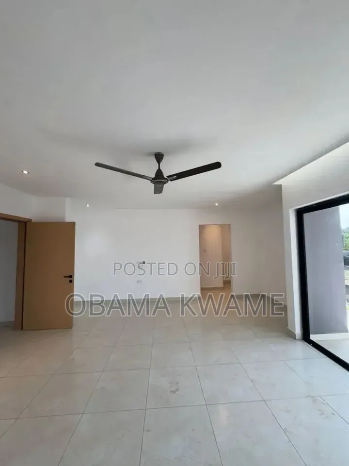 4bdrm House in Laryea Homes, Owusu Ansah for sale