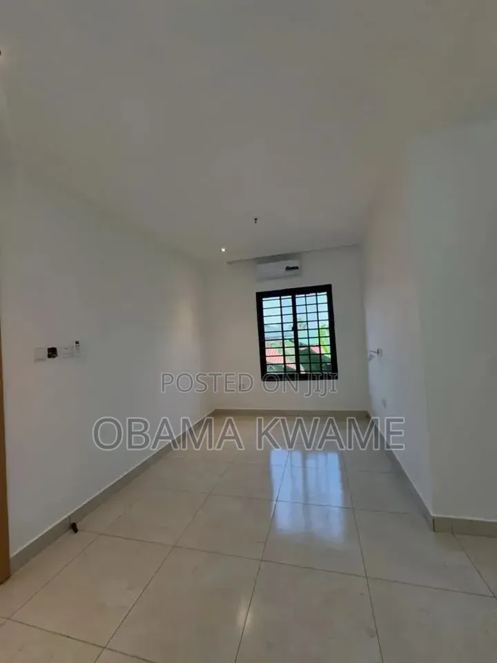 4bdrm House in Laryea Homes, Owusu Ansah for sale