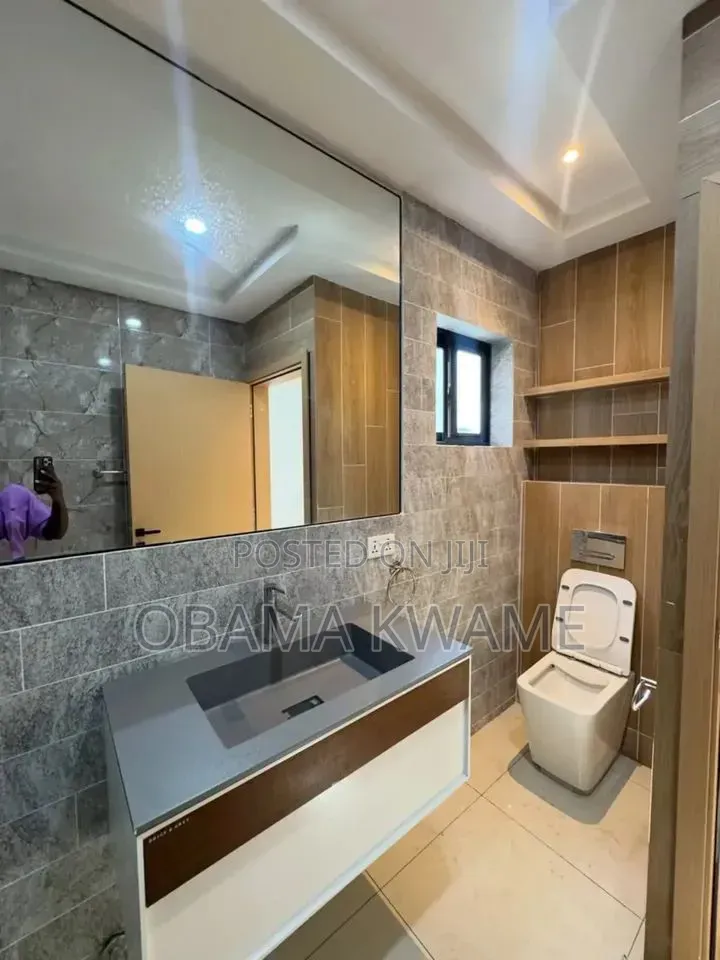 4bdrm House in Laryea Homes, Owusu Ansah for sale