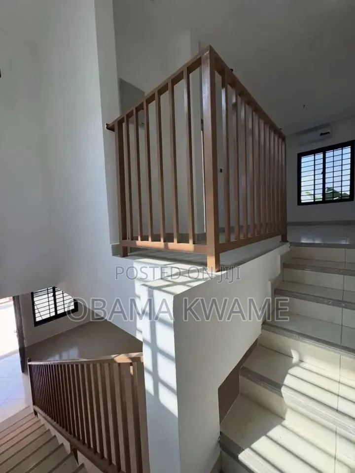 4bdrm House in Laryea Homes, Owusu Ansah for sale