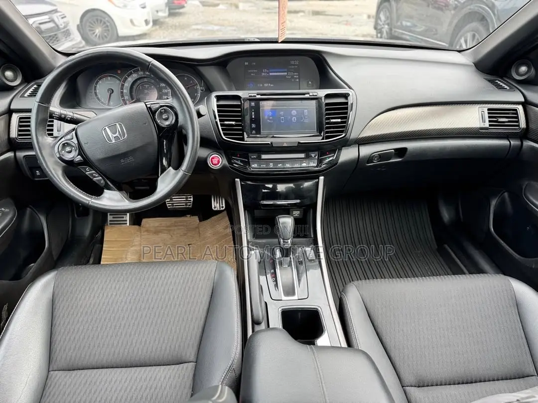 Honda Accord Sport 4dr Sedan FWD (2.4L 4cyl 2A) 2017 Blue