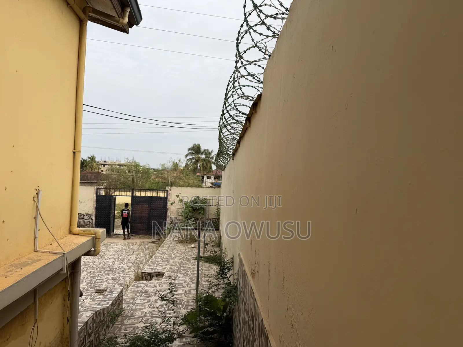 4bdrm House in Weija for sale