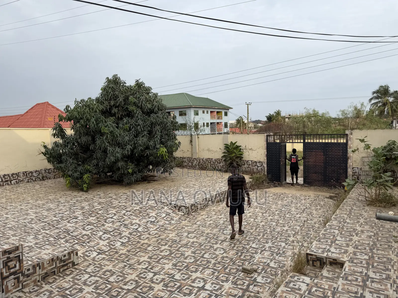 4bdrm House in Weija for sale