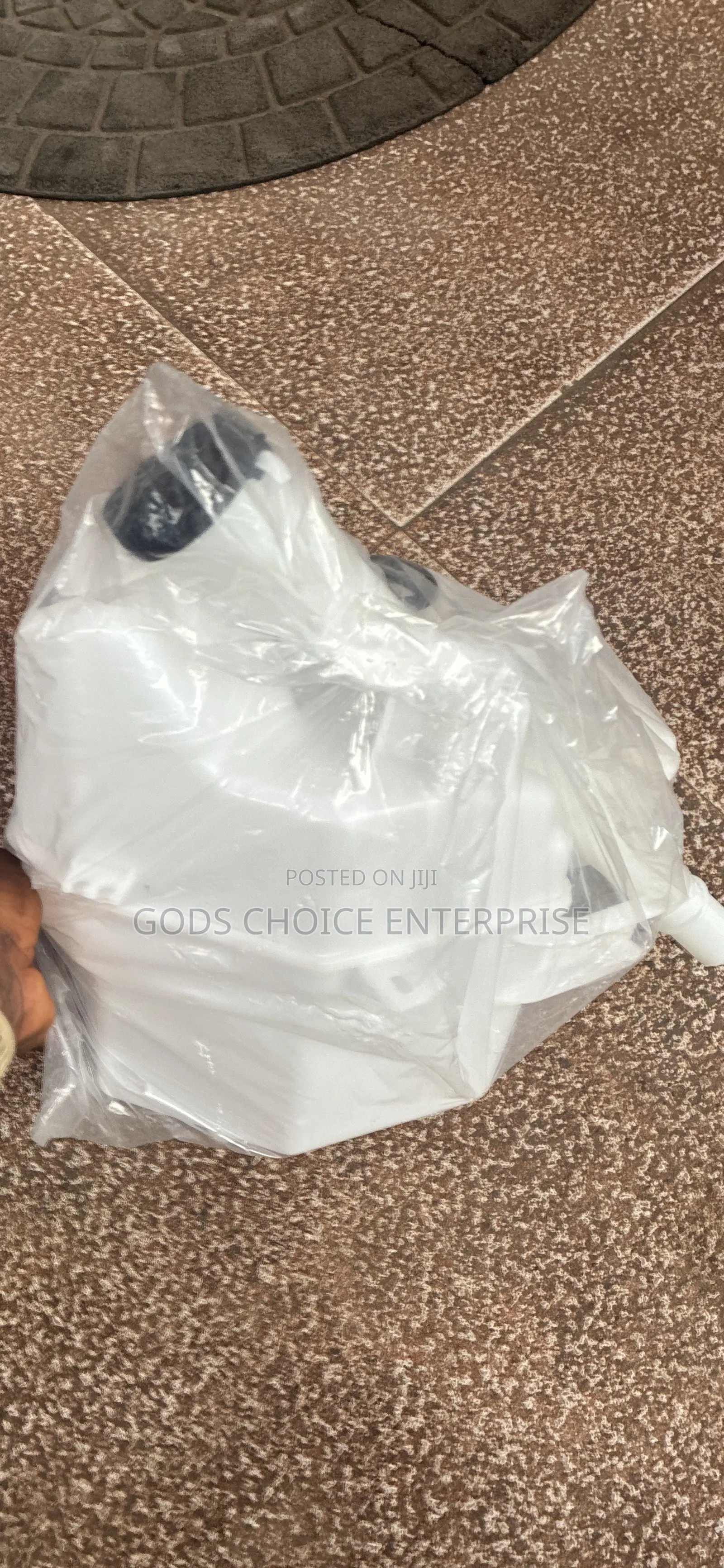 Wiper Bottle Corolla Cross 2018-2020-2022-2024