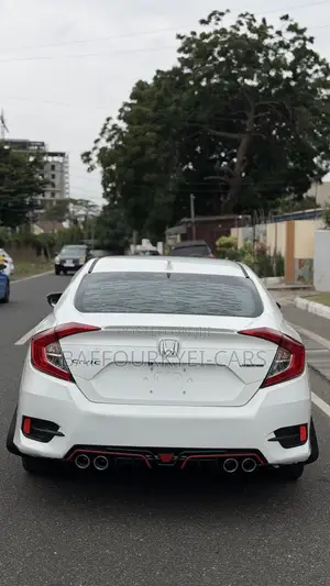 Honda Civic Touring 4dr Sedan (1.5L 4cyl) 2016 White
