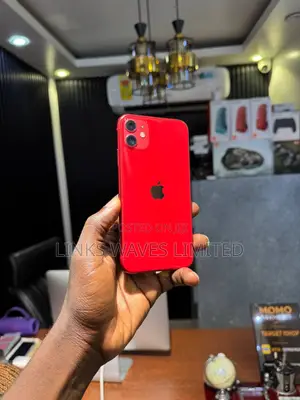 New Apple iPhone 11 128 GB Red