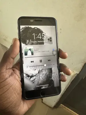 Apple iPhone 7 Plus 128 GB Black